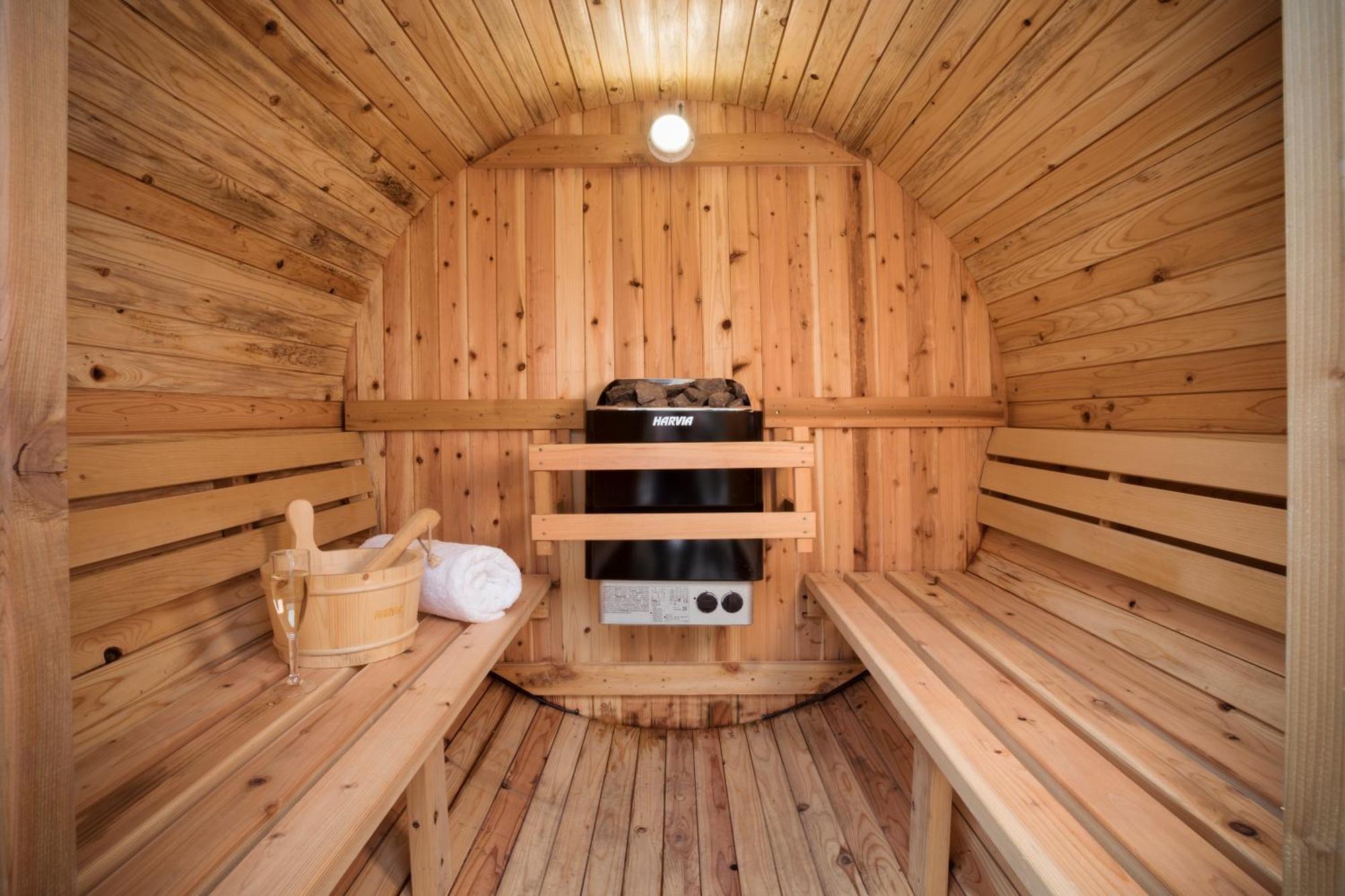 Aphrodites Group - Luxury Hot Tub Suites In Central Lake District! Боунес он Уиндърмиър Екстериор снимка